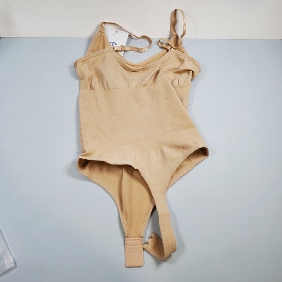 GQF New York Bodysuit Shapewear Women Size Medium NWT Adjustable Straps - Picture 3 of 9